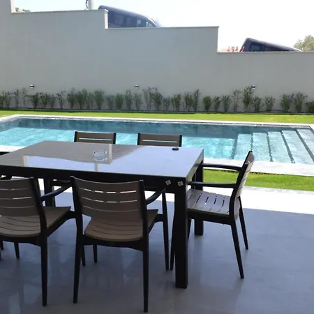 Ayayorgi Sueper Havuzlu Yeni * Çeşme