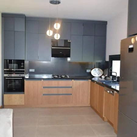 Ayayorgi Sueper Havuzlu Yeni * Кешме