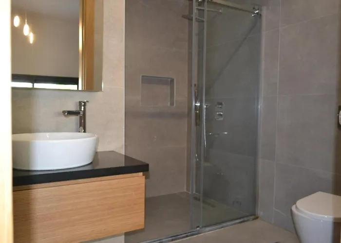 Ayayorgi Sueper Havuzlu Yeni Villa Çeşme