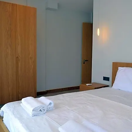 Ayayorgi Sueper Havuzlu Yeni Villa *