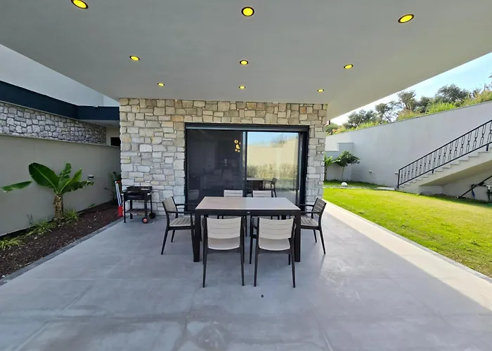 Villa Ayayorgi Sueper Havuzlu Yeni